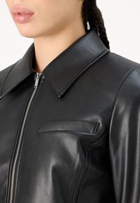 ONLY ONLAMILI - Giacca in similpelle - black