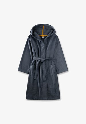 Dunkelgrauer Kapuzenbademantel mit Gürtel und zwei vorderen Taschen, flach auf weißem Hintergrund ausgelegt.