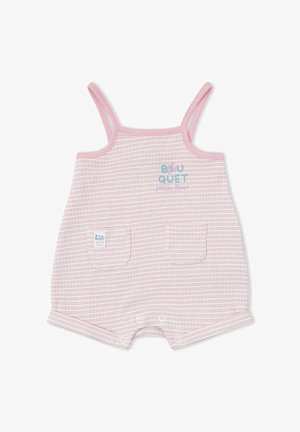 Pijama de bebé a rayas rosas y blancas con tirantes finos, dos bolsillos frontales, botones a presión en la entrepierna y texto "BYU QUET" bordado en el pecho.