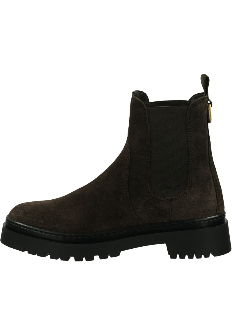 Dunkelbraune Wildleder Chelsea-Boots mit elastischem Seitenpanel, schwarzer Profilsohle, Zuglasche und dezentem Markenlogo an der Seite.