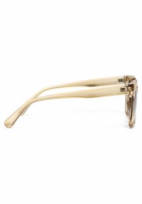 Ochelari de soare transparenți, de culoare maro, cu rame groase, brațe înguste și conice, și accente metalice la balamale. Textură netedă cu un finisaj lucios.