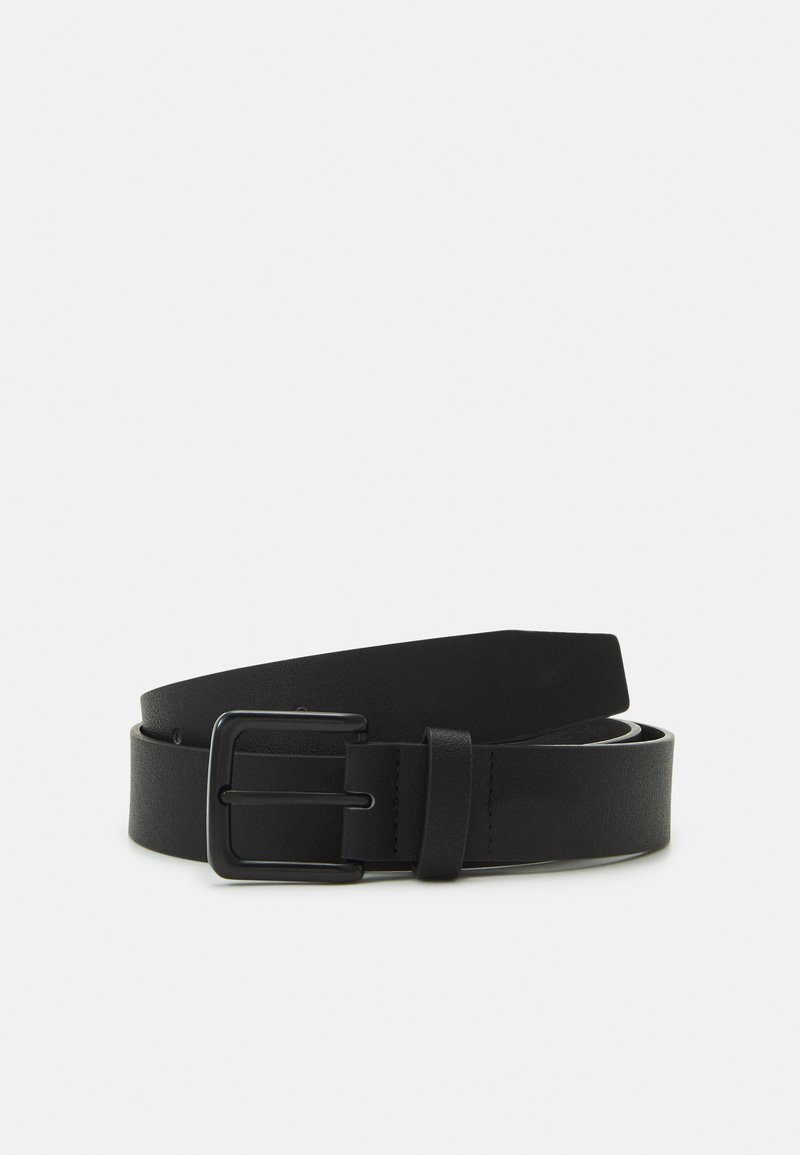 Black leather belt with a matte black metal buckle, flat strap, and a smooth texture. Designed for versatile wear with simple functionality.