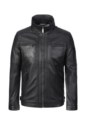 Chaqueta de cuero negra con cuello alto, cremallera frontal, dos bolsillos con cremallera en el pecho y dos bolsillos laterales con cremallera, mostrada sobre un fondo blanco.