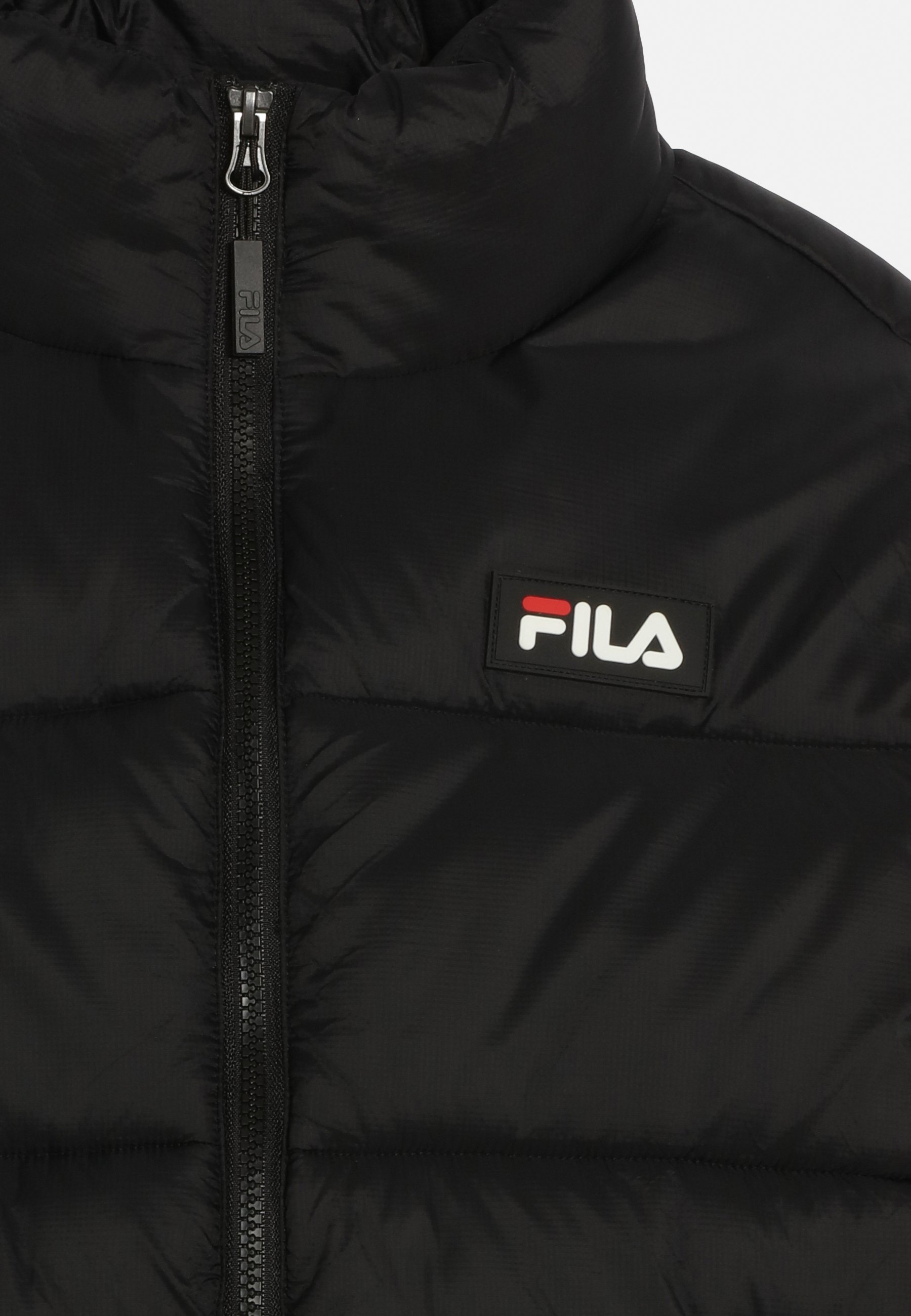 fila veste
