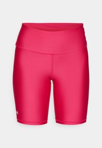 Pantalones cortos ajustados hechos de un material liso y elástico en un vibrante color rosa, con una cintura ancha y un corte hasta la rodilla con detalles sutiles de costura.