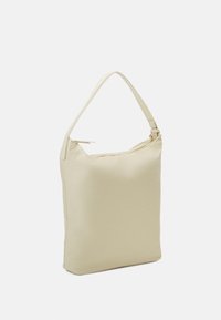 Bežová obdélníková kabelka přes rameno s jedním popruhem a zipovým uzavřením, vystavená na jednoduchém bílém pozadí.