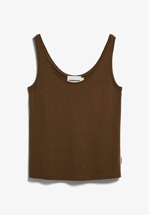 Braunes ärmelloses Tanktop mit Rundhalsausschnitt und Markenlabel "ARMEDANGELS" am inneren Kragen und an der Seitennaht.
