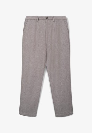 Hellgraue Hose aus strukturiertem Stoff mit flachem Vorderteil, zwei Seitentaschen und einem einzelnen Knopfverschluss an der Taille.