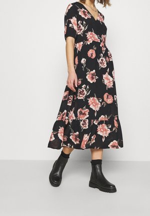 Pieces, Robe longue - black