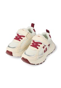 Beige sportssko med bordeaux detaljer, mesh materiale, snørebånd og rem-lukninger, tyk hvid sål og reflekterende detaljer på siderne.