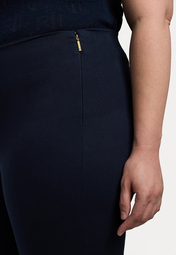 STRETCH COTTON SKINNY TROUSER - Trousers2