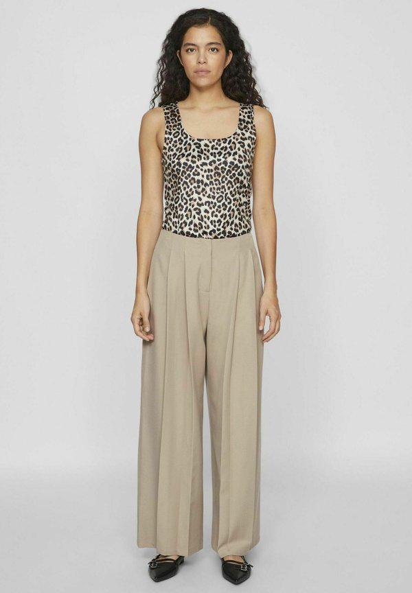 LEOPRINT - Top - caramel café4