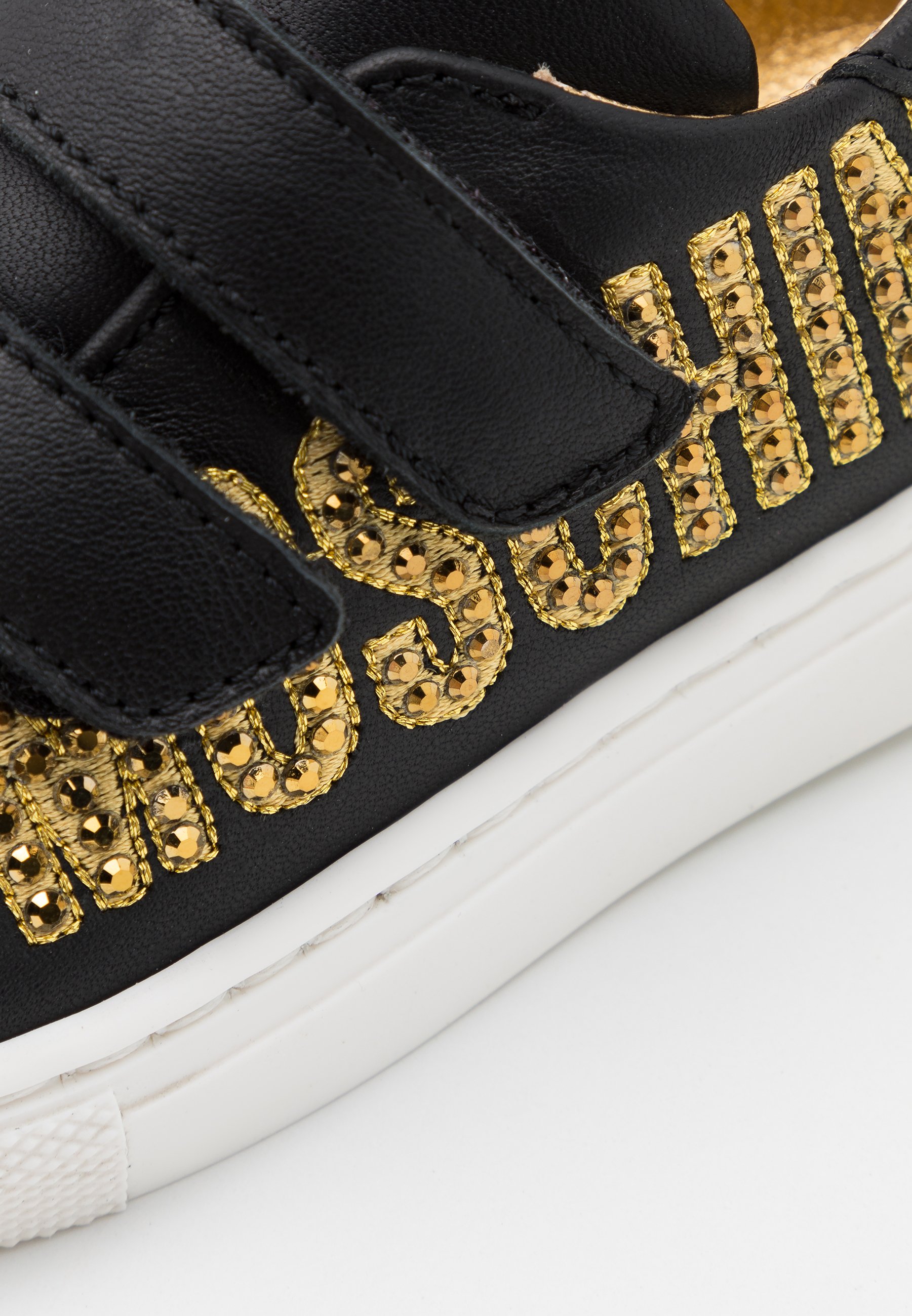MOSCHINO Joggesko blackgoldsvart Zalando.no MOSCHINO Joggesko blackgold Zalando.no