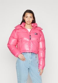Tommy Jeans ALASKA PUFFER - Jachetă cu puf - pink alert