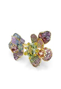 Anello floreale in oro con gemme multicolori di rosa, viola, blu, verde e giallo disposte a forma di petali attorno a una pietra ovale centrale.
