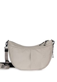 Borsa a spalla in tessuto beige con design curvo, dotata di una tracolla regolabile, due zip superiori e un logo testurizzato sul davanti.