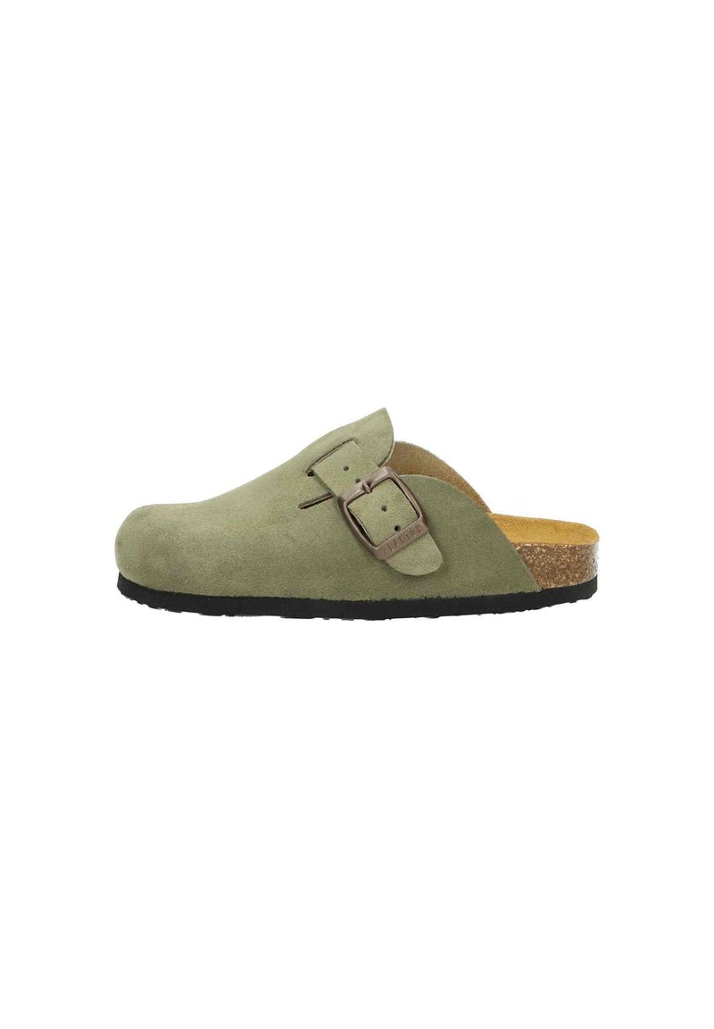 Clogs en suède vert avec une attache, semelle en caoutchouc noir et un fond en liège, présentant un bout arrondi et un design sans dos.