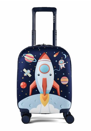 Valigia blu per bambini con tema spaziale che mostra un razzo, un astronauta, pianeti, stelle e luna sul davanti con maniglia telescopica e ruote.