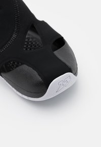 Jordan JORDAN FLARE - Vandringssandaler - black/white