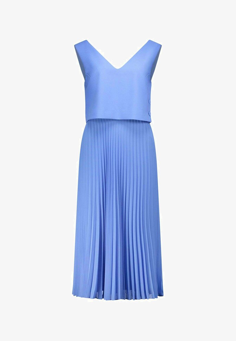 Un vestito senza maniche di colore azzurro chiaro con scollatura a V e gonna plissettata. Presenta una superficie liscia e due bottoni sul lato del corpetto.