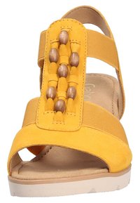 Gabor Wedge sandals - mango