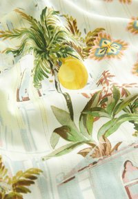 Next SUMMER - REGULAR FIT - Hverdagskjole - white palm tree print