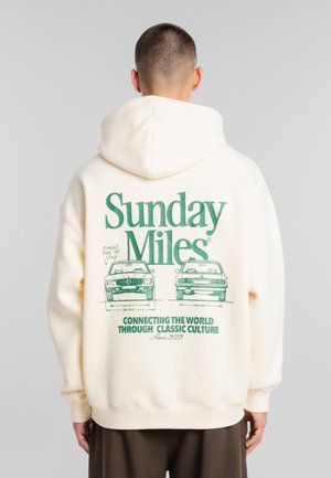 SUNDAY MILES - Kapuzenpullover - off white