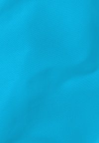 Στερεό λαμπερό υφαντό τιρκουάζ με ομαλή υφή και διακριτικές αντανακλάσεις φωτός.