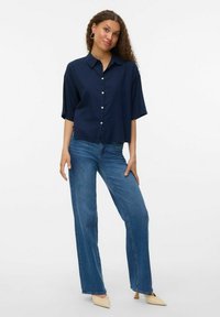 Vero Moda VMTHEA - Button-down blouse - navy blazer