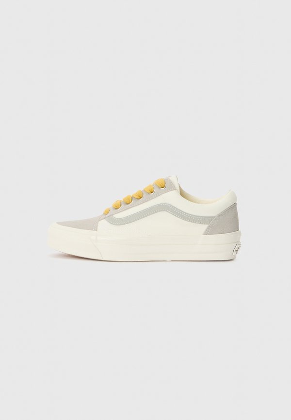 PREMIUM OLD SKOOL UNISEX - Sneaker low