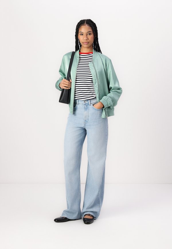 FEMININE COLLAR JACKET - Bomber Jacket2