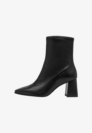 Tamaris, STIEFELETTE - Classic ankle boots - black