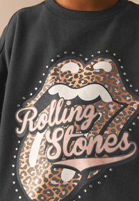 Next REGULAR FIT - Robe pull - rolling stones charcoal grey