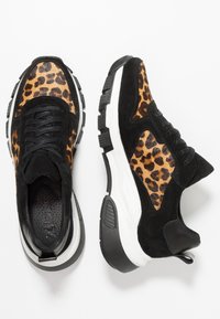 Zign Zapatillas - black