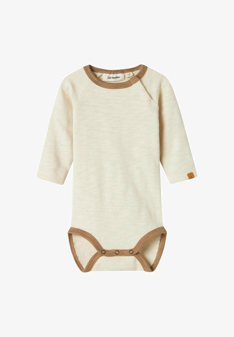 Dlouhý rukáv krémového miminkovského body s hnědými detaily, se zakulaceným výstřihem a patentkami na spodní straně pro snadné oblékání.