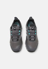 Adidas Terrex EASTRAIL 2 - Hikingschuh - grey five/dash grey/mint ton