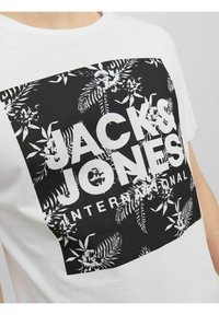 JACK & JONES Jcokinetic Small Print Tee - T-Shirt Uomo Girocollo Con Piccola Stampa, Cotone, SS - 2