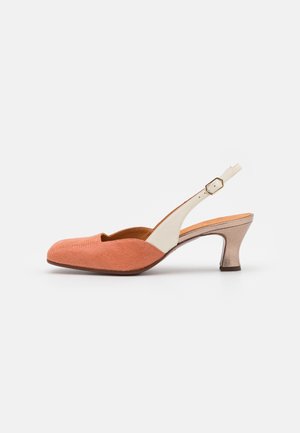 Klassieke pumps - nude