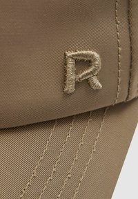 Reiss NICOLE ADJUSTABLE EMBROIDERED LOGO BASEBALL - Naģene - taupe