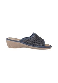 Infradito blu scuro con una parte superiore a trama intrecciata, punta aperta e una suola beige chiaro sagomata con accenti floreali.