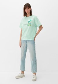 s.Oliver MIT FRONTPRINT - T-shirt print - minze