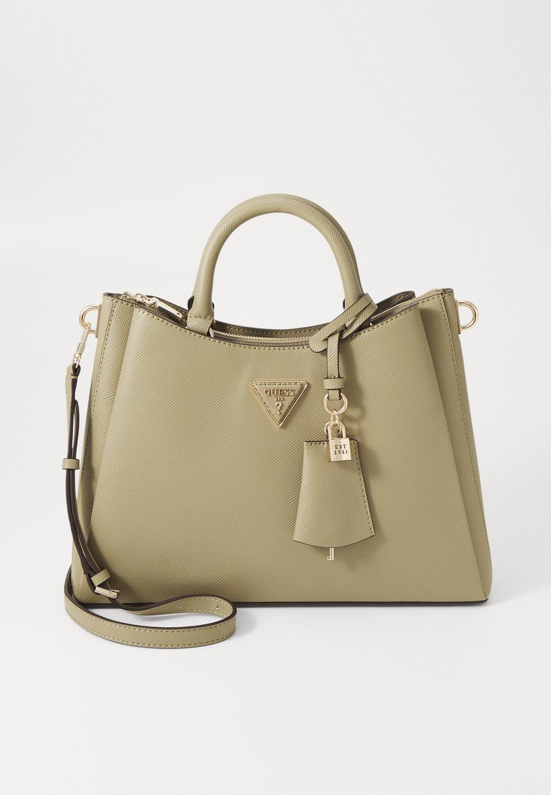 Borsa a tracolla di un verde chiaro con texture, manici doppi, tracolla rimovibile, hardware in tonalità oro e un dettaglio del logo triangolare con portachiavi.