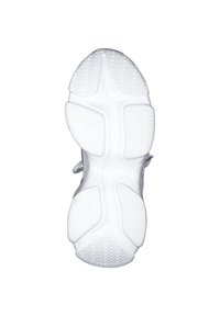 Suela de zapatilla blanca con goma texturizada y patrones en zigzag para tracción y soporte. Los bordes suaves mejoran el diseño estructural.