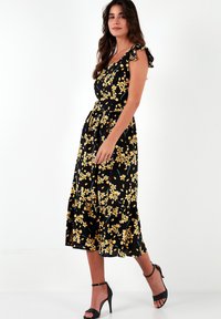 LELA REGULAR FIT - Dnevna haljina - black yellow