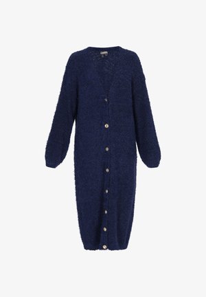 Tume sinine kardigan, mis on valmistatud tekstuurilisest karvast materjalist, sügava V-kaeluse, pikkade varrukate ja kuue kuldse nööbiga ees.