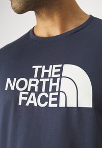 The North Face EASY TEE - Camiseta estampada - summit navy