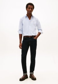 Tommy Hilfiger HERITAGE OXFORD STRIPE  - Košile - preppy navy/desert sky solid