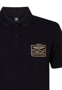 Petrol Industries Polotričko - dark black