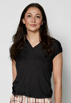 NÜ Denmark, YASMI TEE V-NECK - Nyomott mintás póló - black