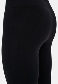 CEP INFRARED RECOVERY TIGHTS SEAMLESS MEN - Unterhose lang - black